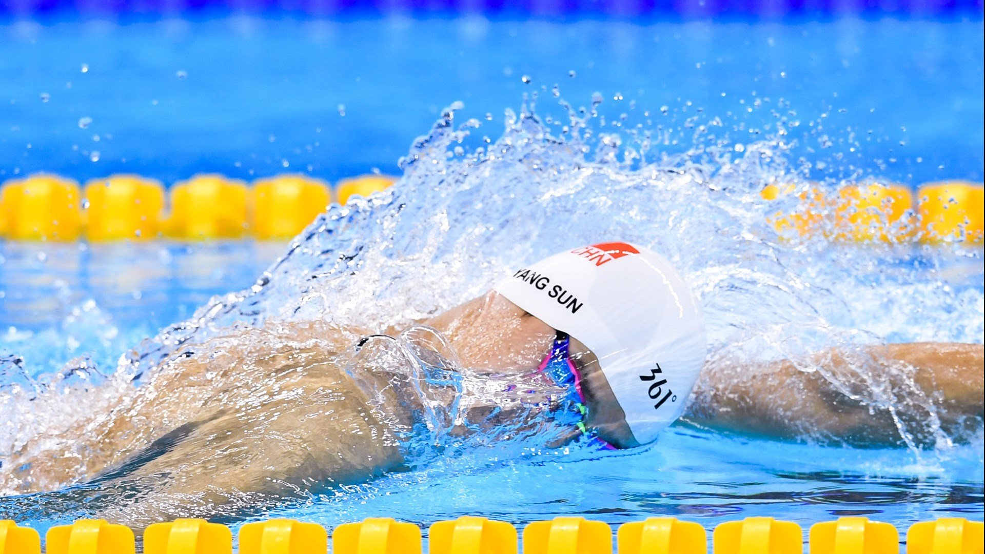 哈兰德高光映照战场阴影,当足球成为乌克兰的另类武器